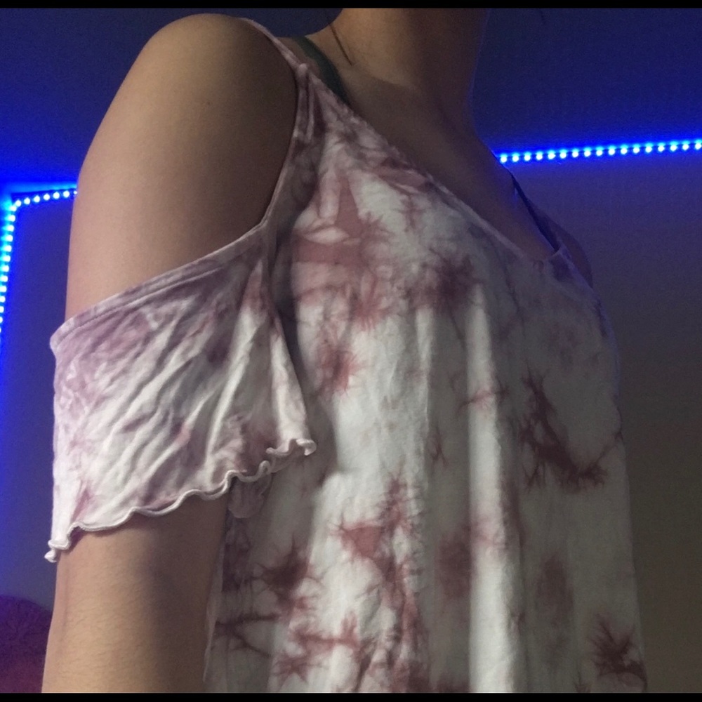 off the shoulder tye die top